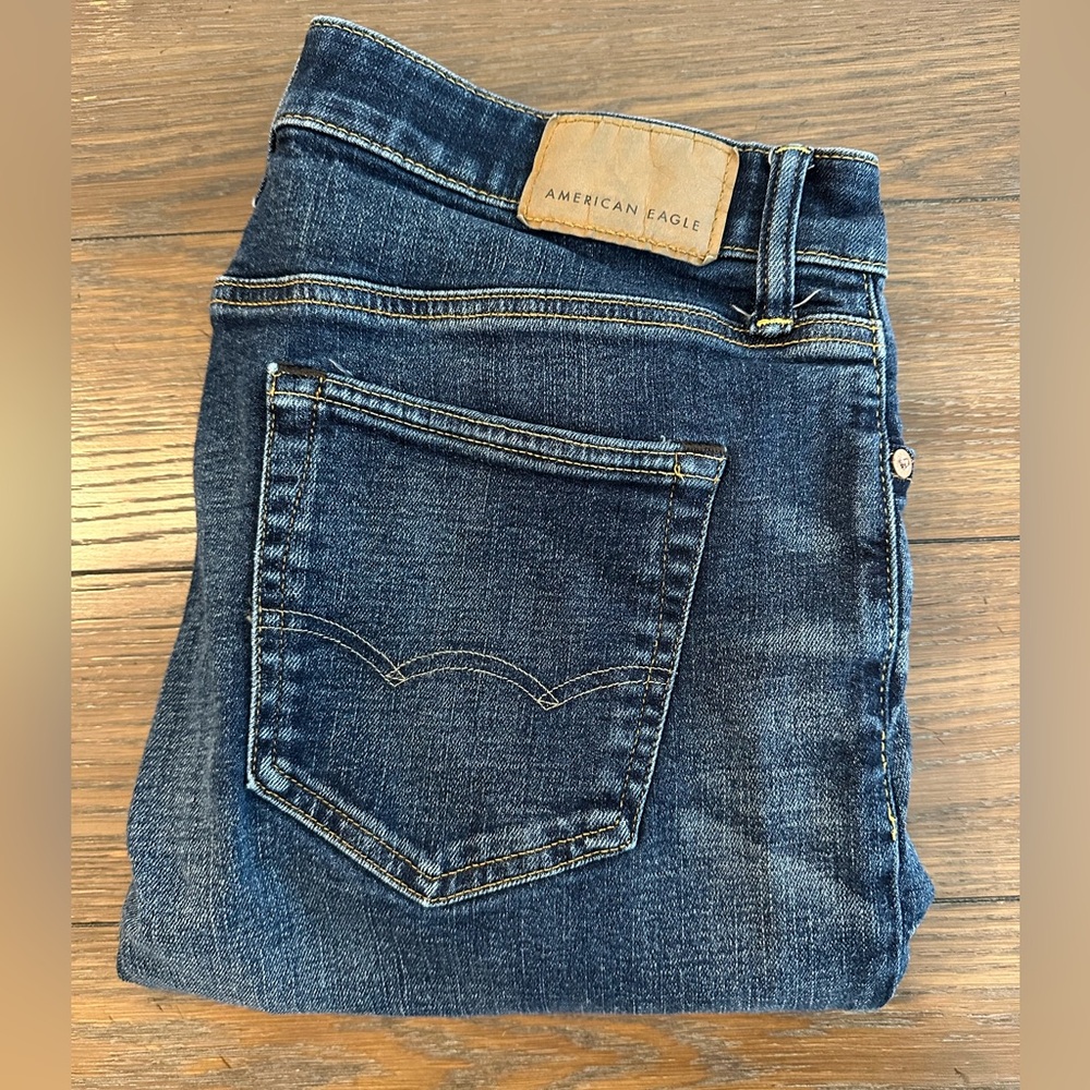 American Eagle Outfitters Dark Wash Slim Jeans Size 33x32